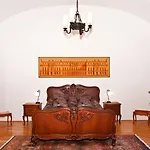 Klastrom 호텔