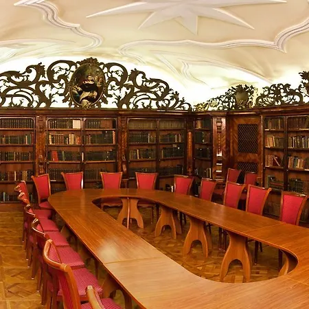 Hotel Klastrom Gyor