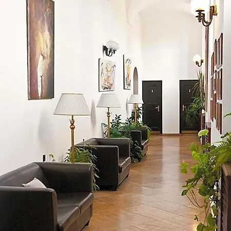 Klastrom Hotel Gyor