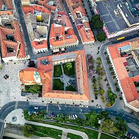 Klastrom Hotel 3*