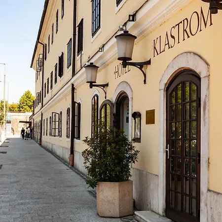 Klastrom Győr