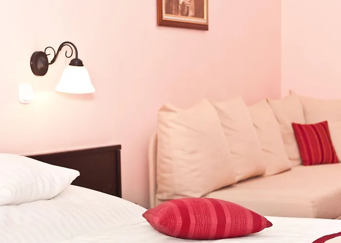 クラストロム 3*