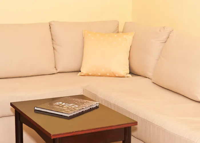 クラストロム 3* ジュール