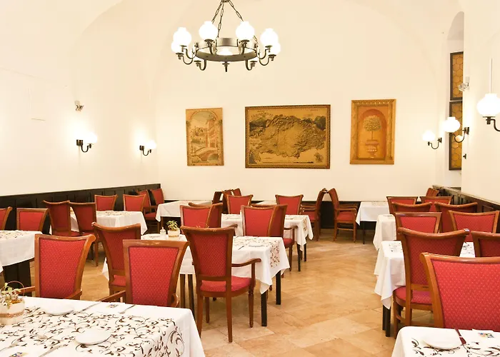 クラストロム ジュール