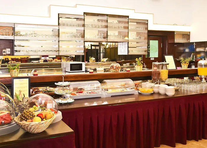 ホテル クラストロム