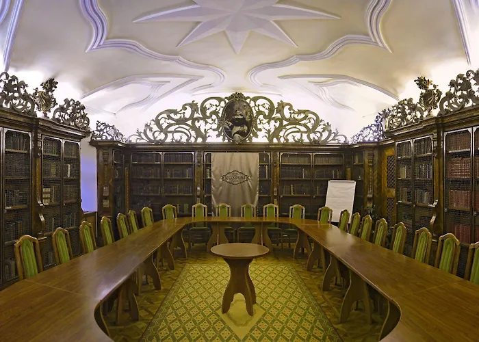 ホテル クラストロム 3*