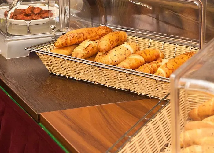 クラストロム 3*