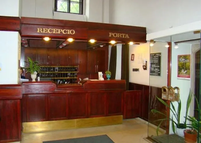 クラストロム ジュール